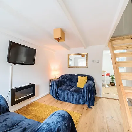 Holiday home Charming Chardan Cottage, *